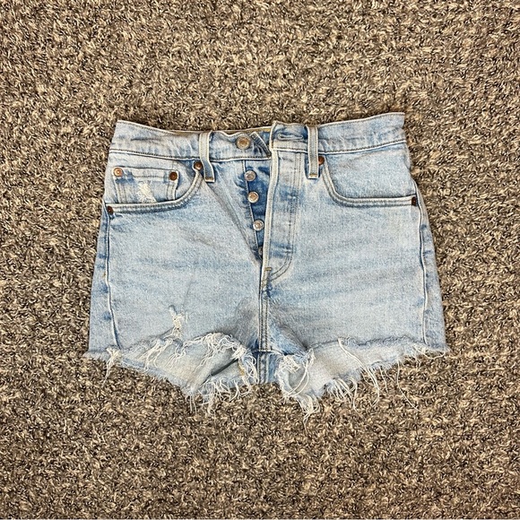 Levi’s 501 shorts - Picture 1 of 4